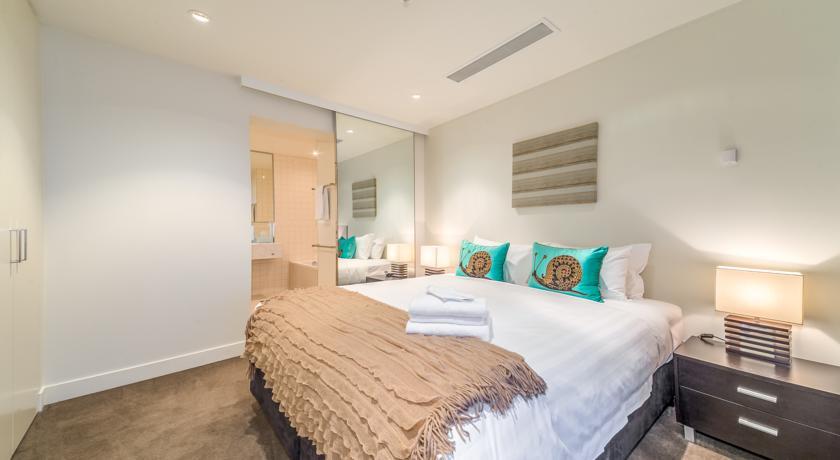 Melbourne Holiday Apartments Southbank Room photo